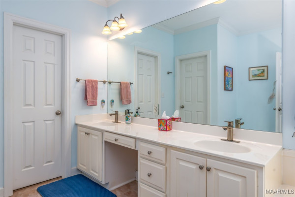 657 Towne Lake Drive