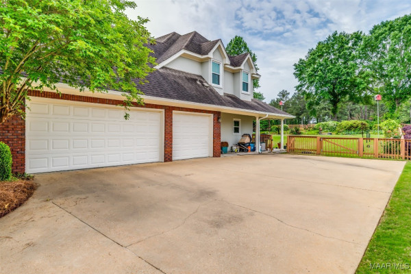 657 Towne Lake Drive