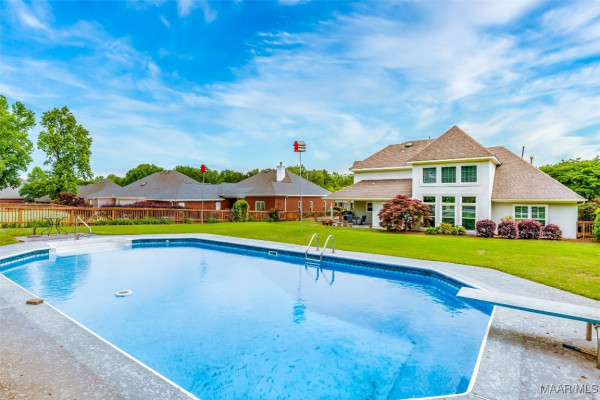 657 Towne Lake Drive