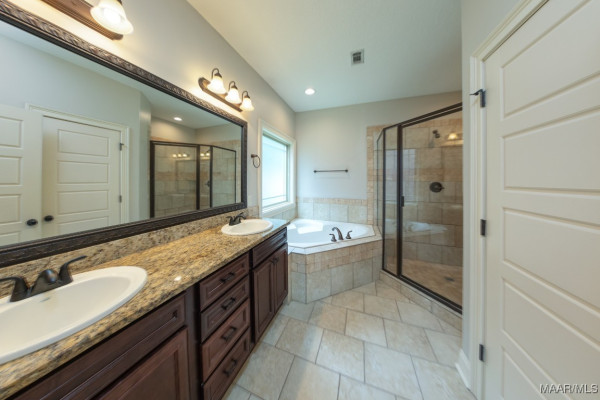 15 Travertine Drive