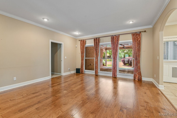 1660 St Elizabeth Square