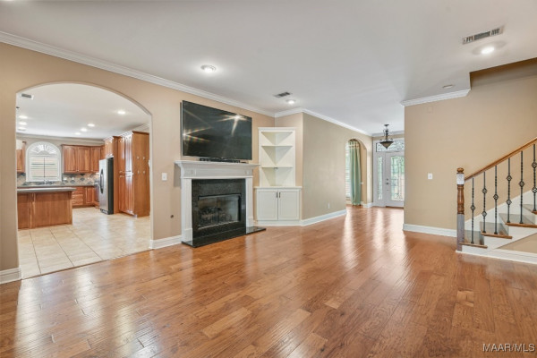 1660 St Elizabeth Square