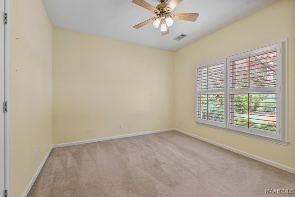 1660 St Elizabeth Square
