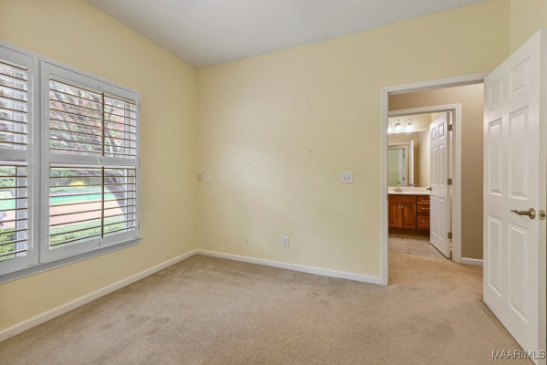 1660 St Elizabeth Square
