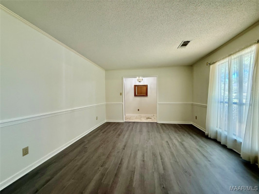 92 Oldfield Drive
