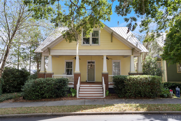 44 Avenue Of The Waters .