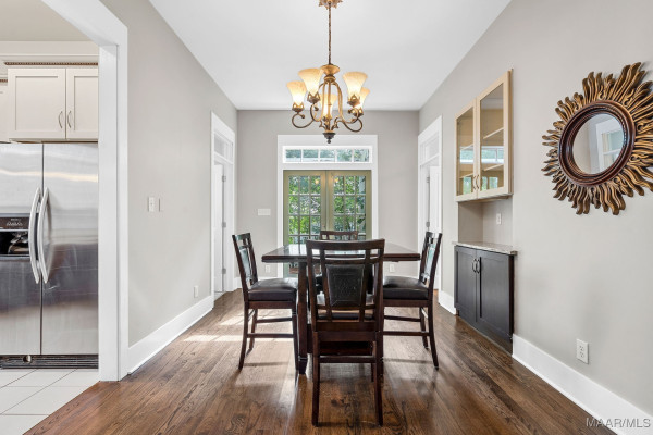 44 Avenue Of The Waters .