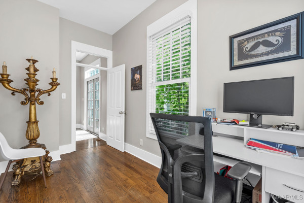 44 Avenue Of The Waters .