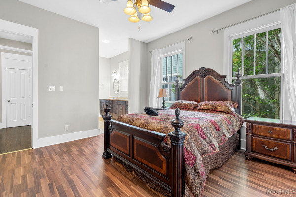 44 Avenue Of The Waters .