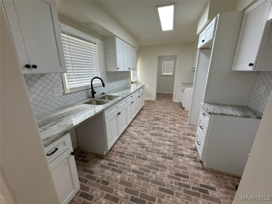 3106 Old Farm Road
