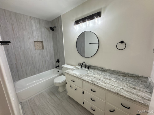 3106 Old Farm Road