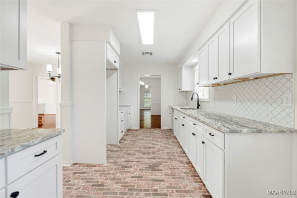 3106 Old Farm Road