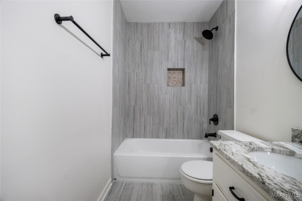 3106 Old Farm Road