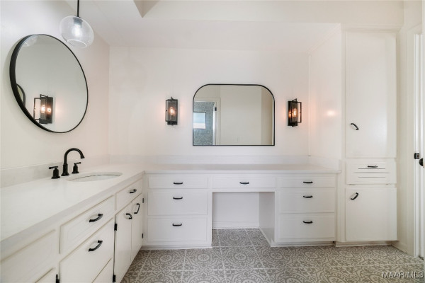 3106 Old Farm Road