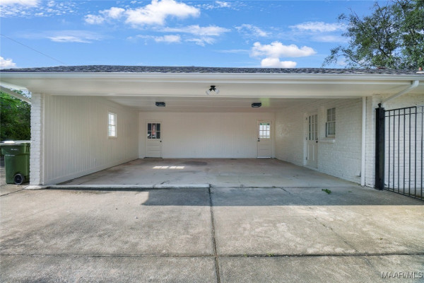 3106 Old Farm Road