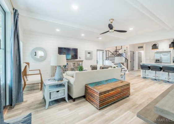 102 Shore Line Drive