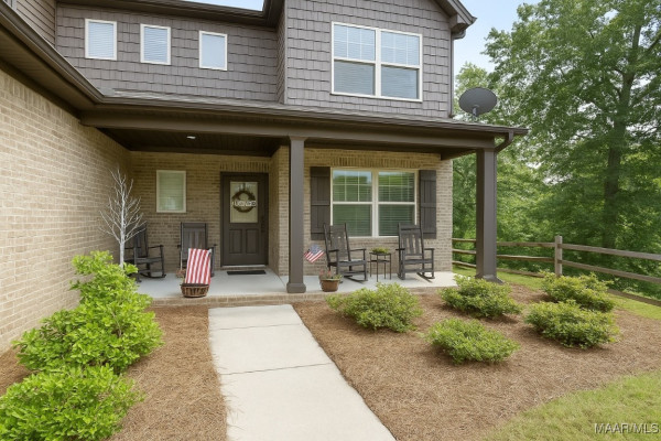 95 Woodland Path