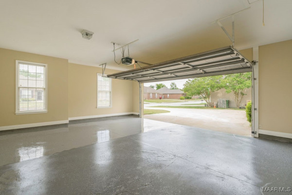 8332 Grayson Grove