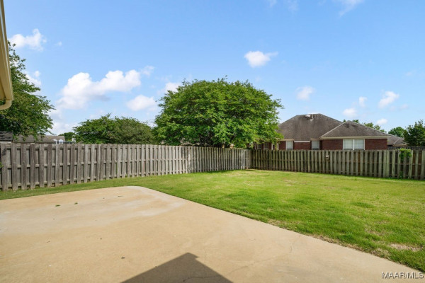8332 Grayson Grove