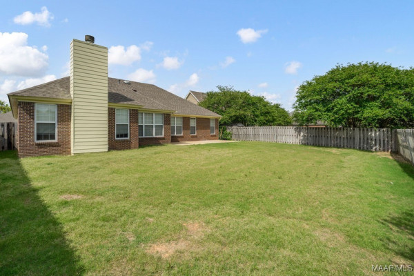 8332 Grayson Grove