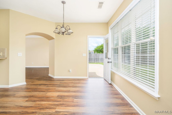 8332 Grayson Grove