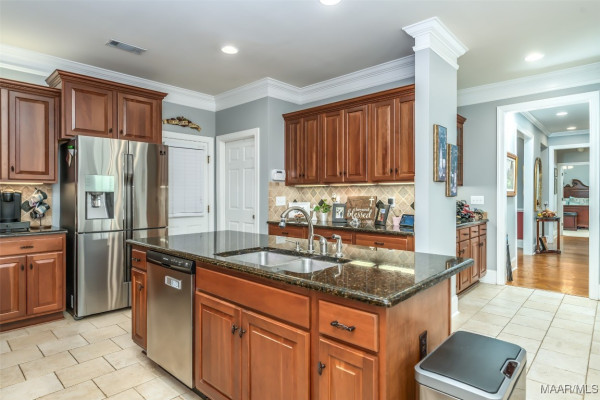 8207 Stonewall Court