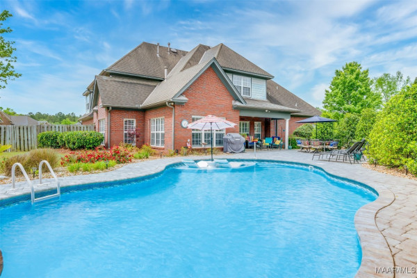 8207 Stonewall Court