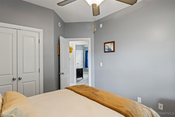 9607 GUNNISON Drive
