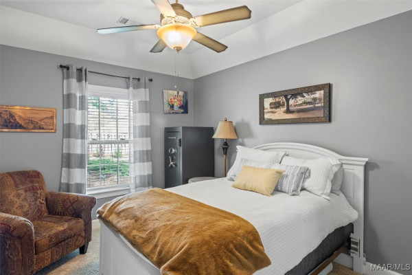 9607 GUNNISON Drive