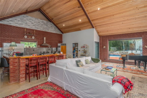 2224 Allendale Road