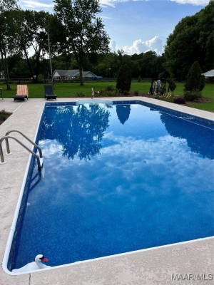 404 WINDWOOD Court