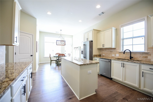 8820 ANDRESS Court