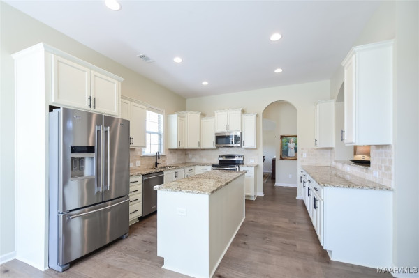 8820 ANDRESS Court
