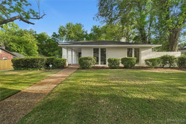 2908 Fernway Drive