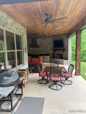 169 FOXFIRE Court