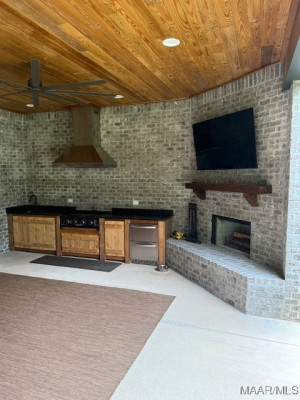 169 FOXFIRE Court