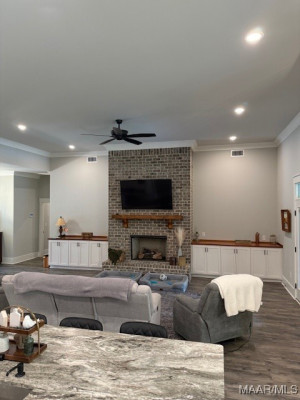 169 FOXFIRE Court