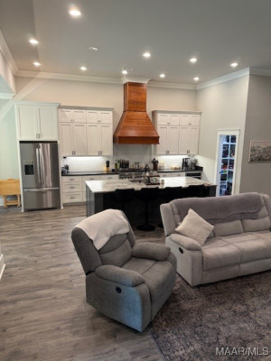 169 FOXFIRE Court
