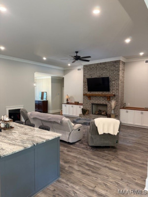 169 FOXFIRE Court