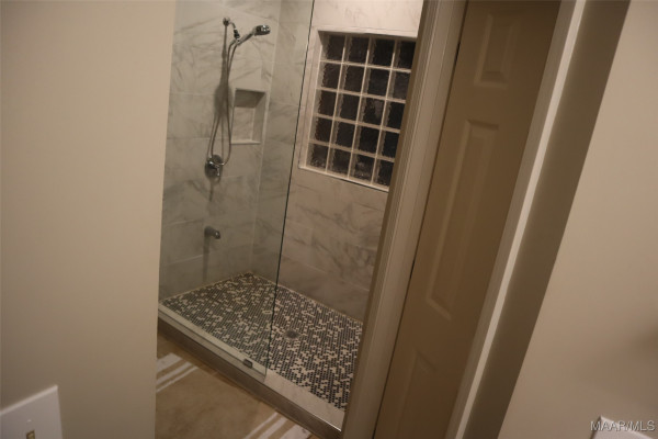 7282 Greenfield Road