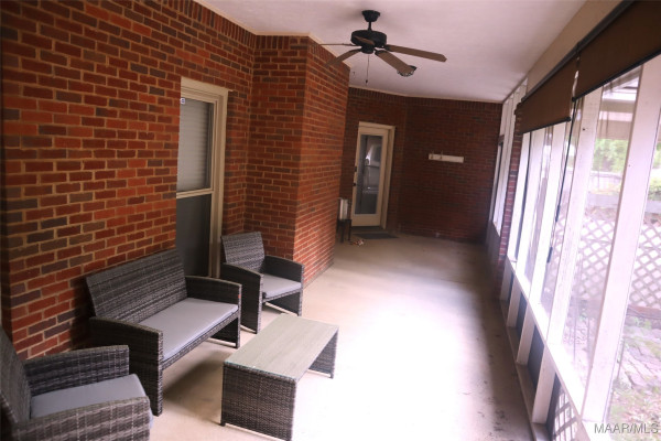 7282 Greenfield Road