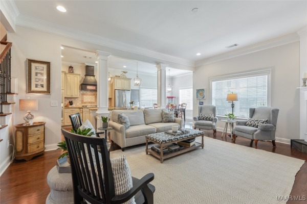 385 Melison Drive