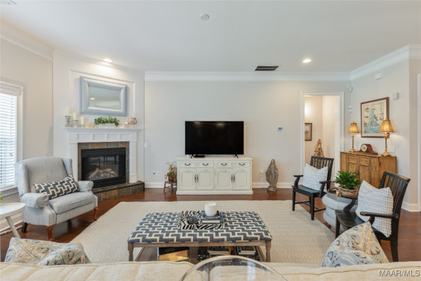 385 Melison Drive