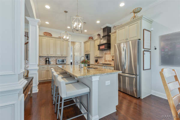 385 Melison Drive