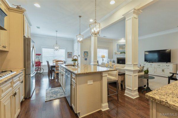 385 Melison Drive