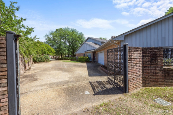 1520 Meriwether Road