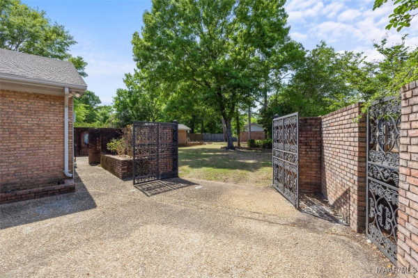 1520 Meriwether Road