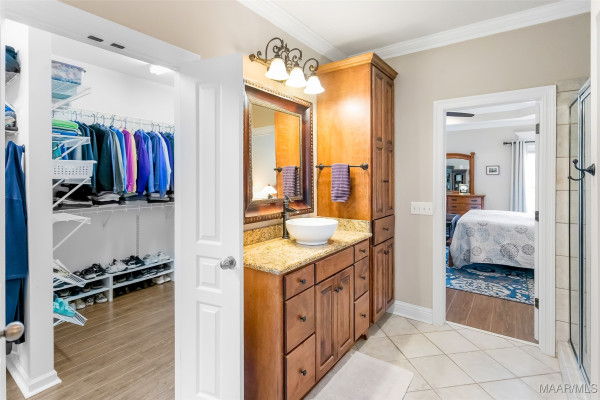 506 WINDING WOOD Drive