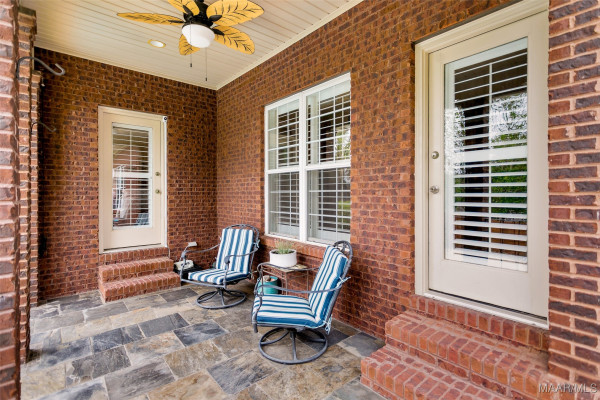 506 WINDING WOOD Drive