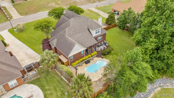 506 WINDING WOOD Drive